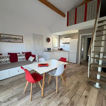 Presqu Ile De Giens Maison T3 Avec Jardin Et Climatisee Casa de Férias